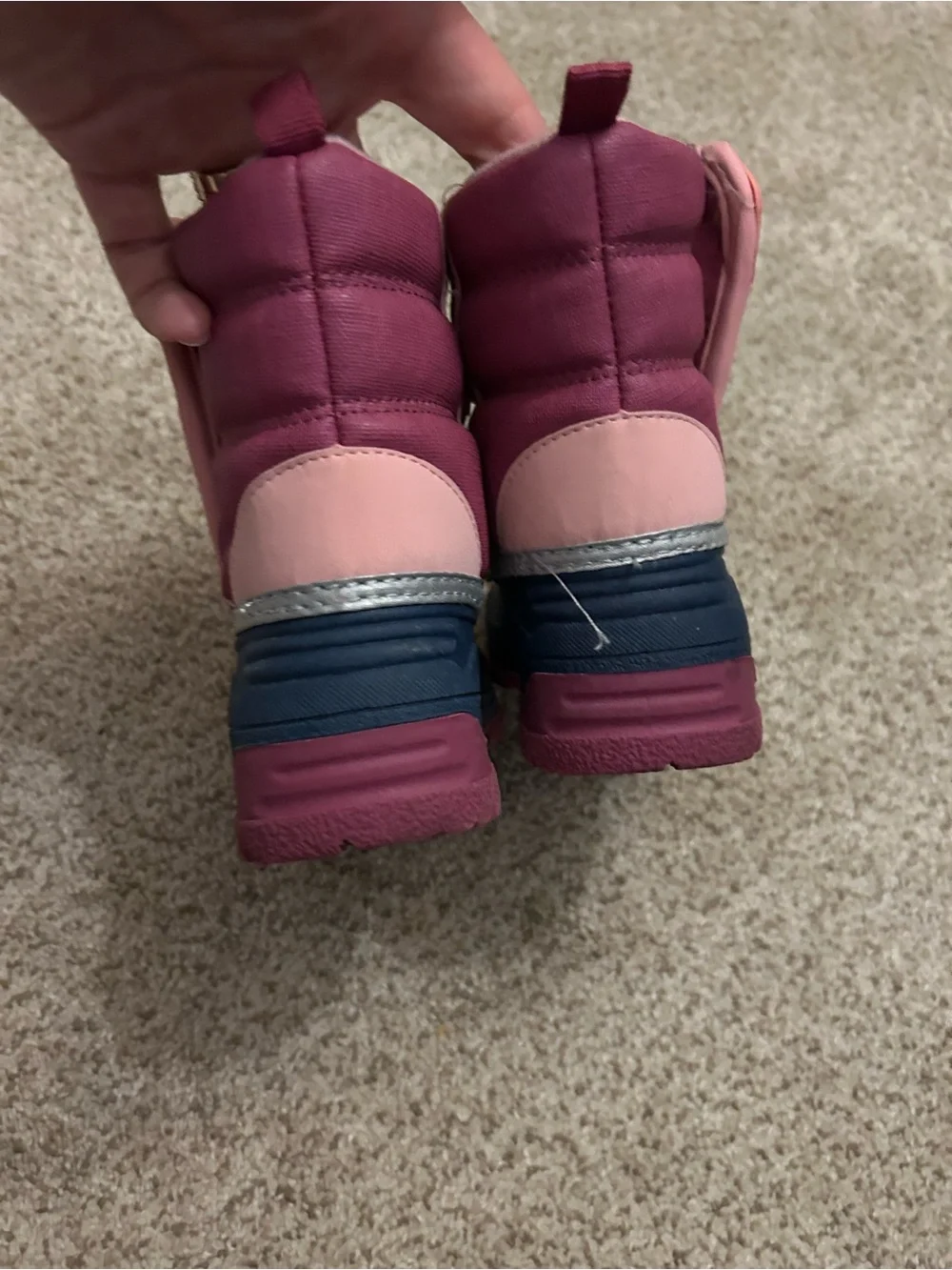 Oshkosh girls snow boots toddler size 5